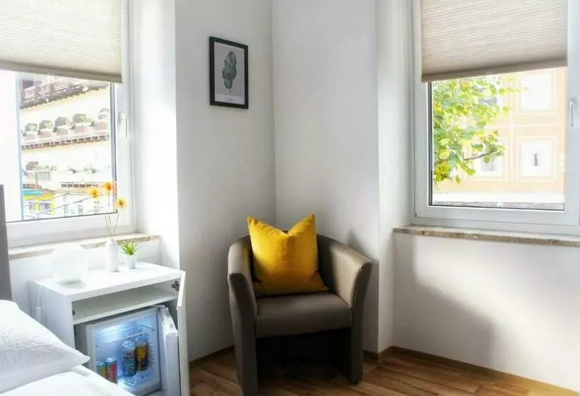 ホテル Schwarzacherhof Pension & Apartments