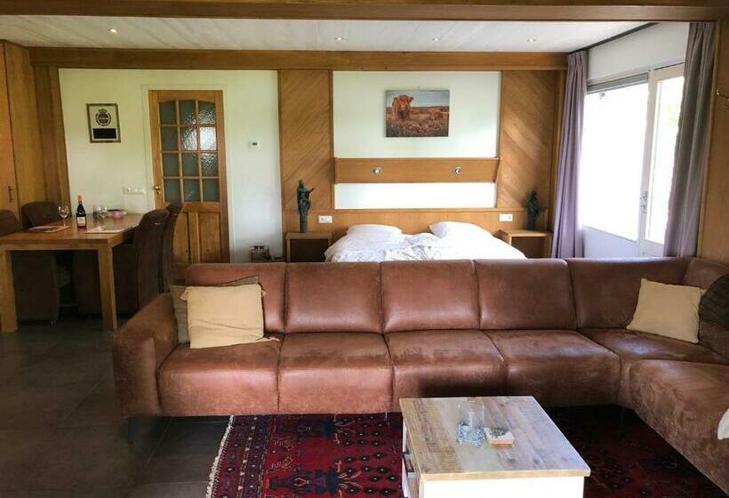 펜션 De Zeilende Kraay