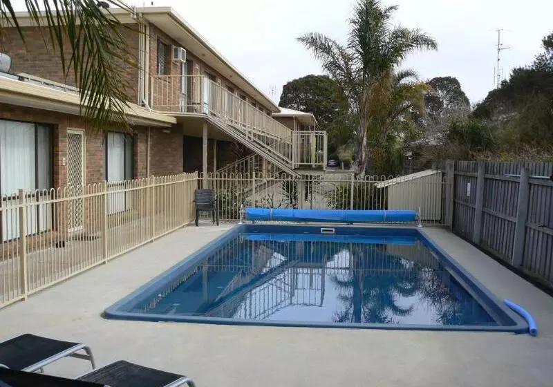 ホテル Allambi Holiday Apartments