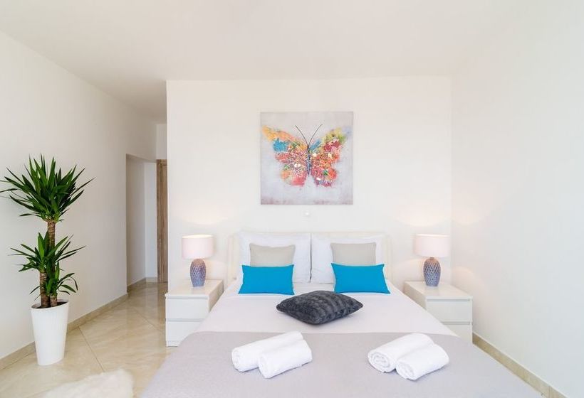 Отель Apartments A&m