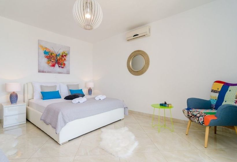 Отель Apartments A&m