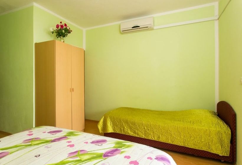 Отель Apartments A&m