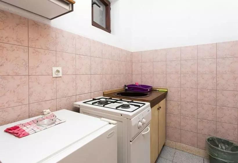 Отель Apartments A&m