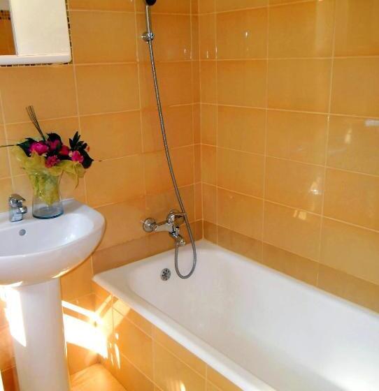 ホテル Apartment Biro Kestenovi