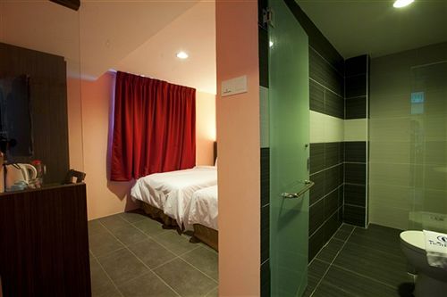 Otel Ciq Jalan Lumba Kuda