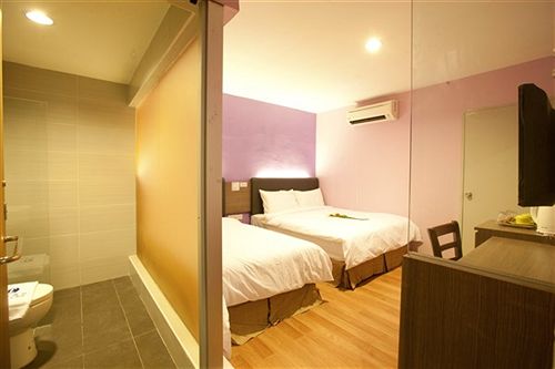 Otel Ciq Jalan Lumba Kuda