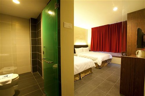 Otel Ciq Jalan Lumba Kuda