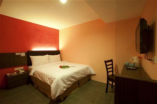 Otel Ciq Jalan Lumba Kuda