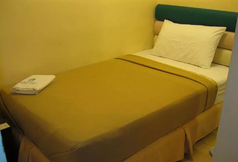 호텔 Ciq Jalan Lumba Kuda