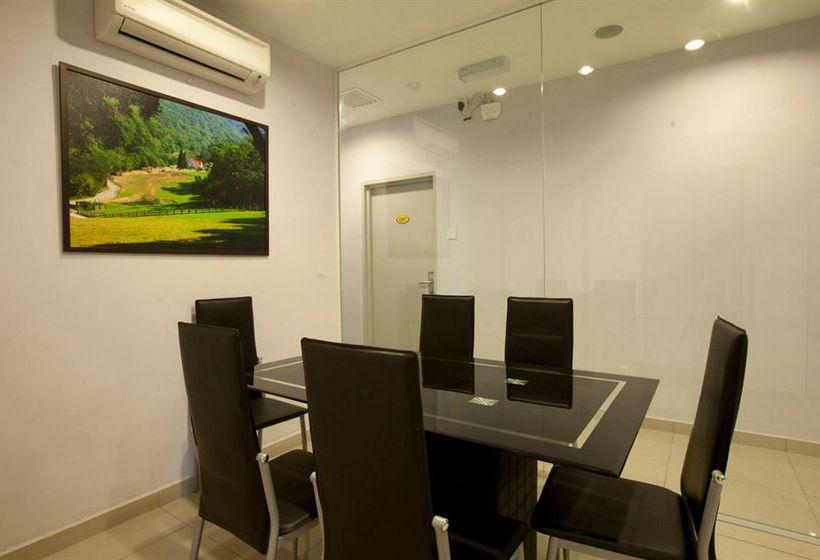 Otel Ciq Jalan Lumba Kuda