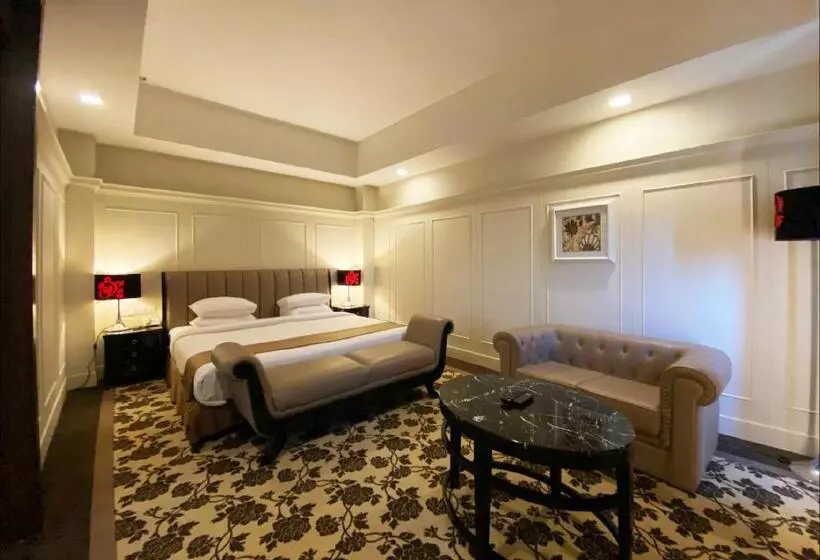 ホテル Crown Garden