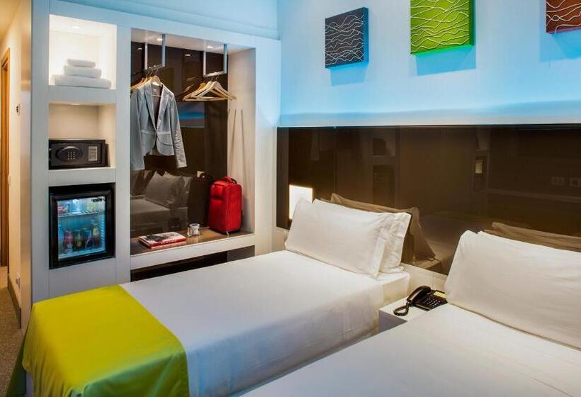 Отель Degli Arcimboldi