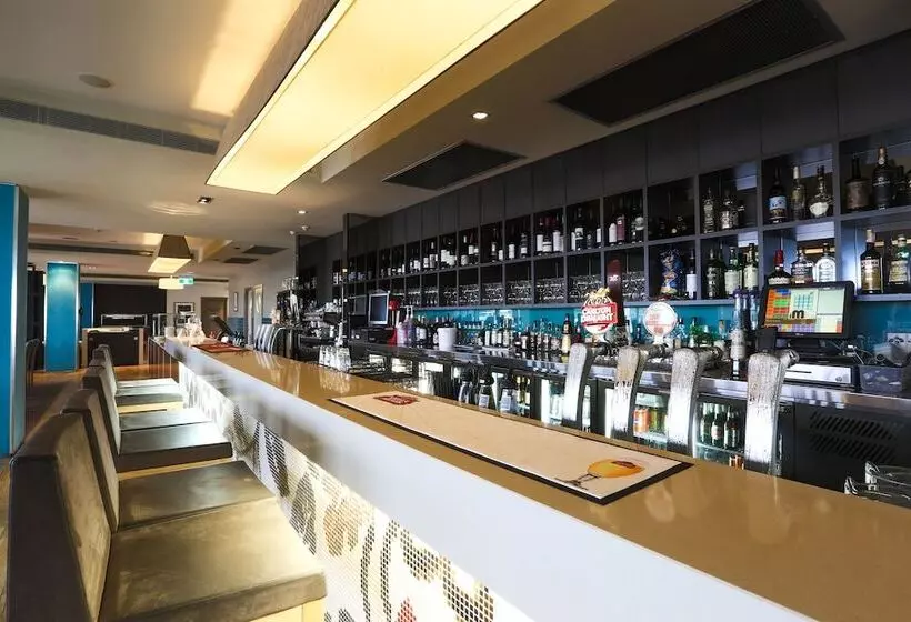 酒店 Lady Bay Resort