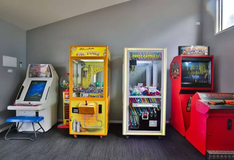 酒店 Lady Bay Resort