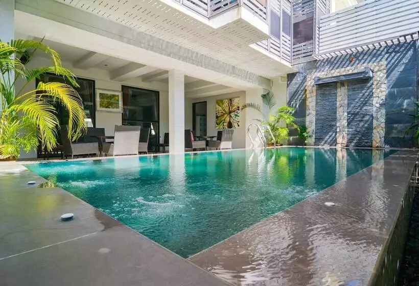 Hotelli Rich Boutique