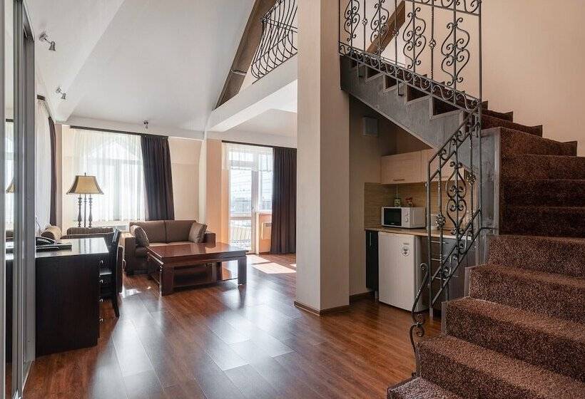 فندق Sibirskoe Podvorie