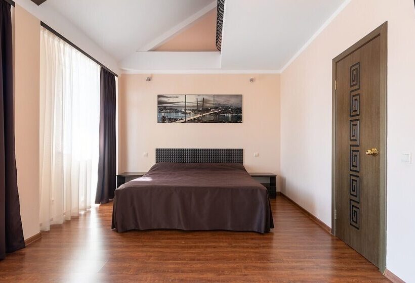 فندق Sibirskoe Podvorie