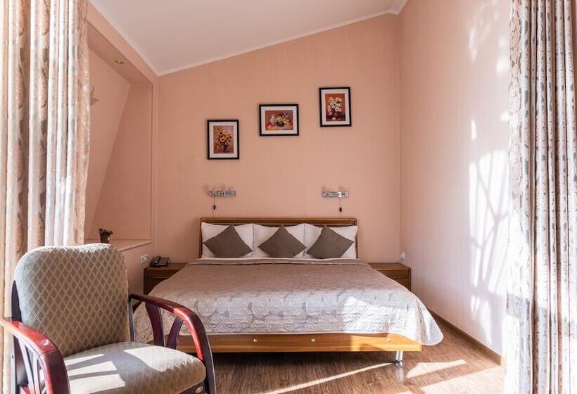 فندق Sibirskoe Podvorie