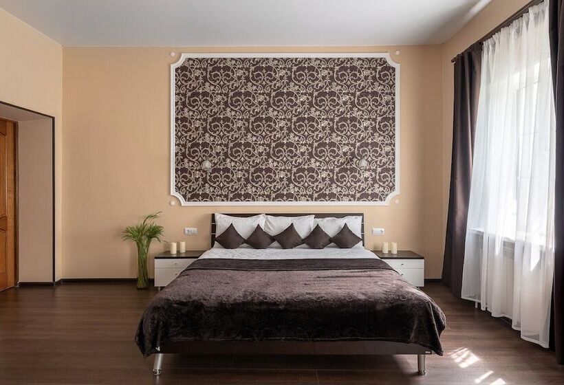 فندق Sibirskoe Podvorie