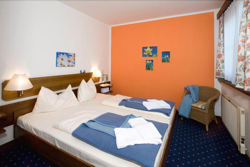 Отель Sonnenresort Ossiacher See