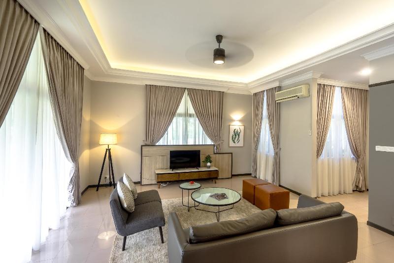 Hotel Tanjong Puteri Golf Resort Malaysia