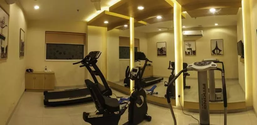 Red Fox Hotel, Chandigarh