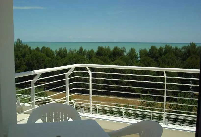 اقامتگاه Cerrano Park Resort