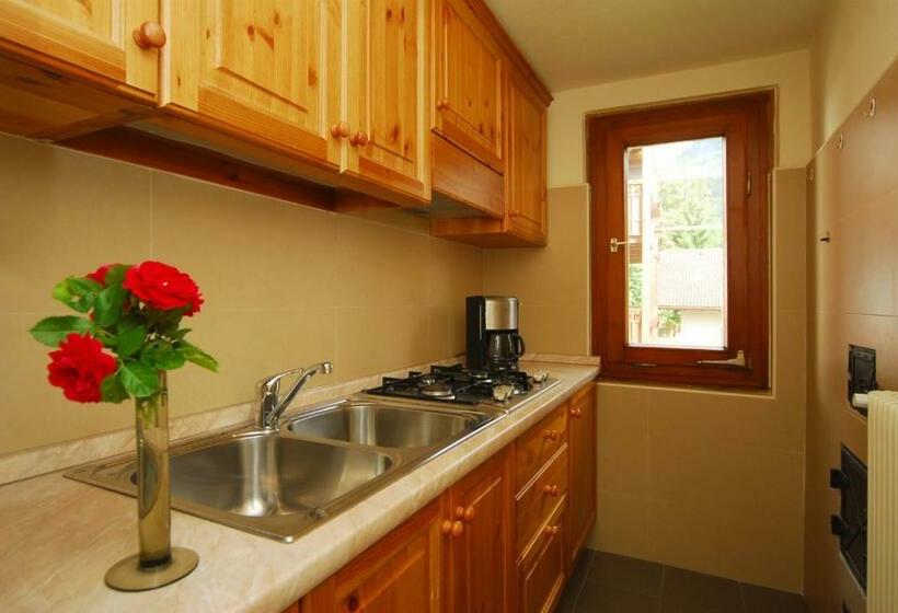 مبيت وإفطار Garni Karlegger