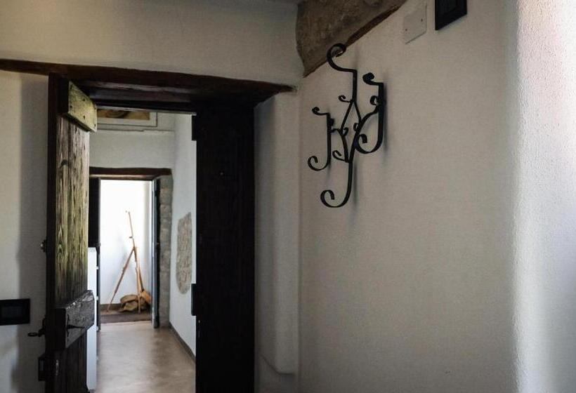 민박 La Tana Del Riccio