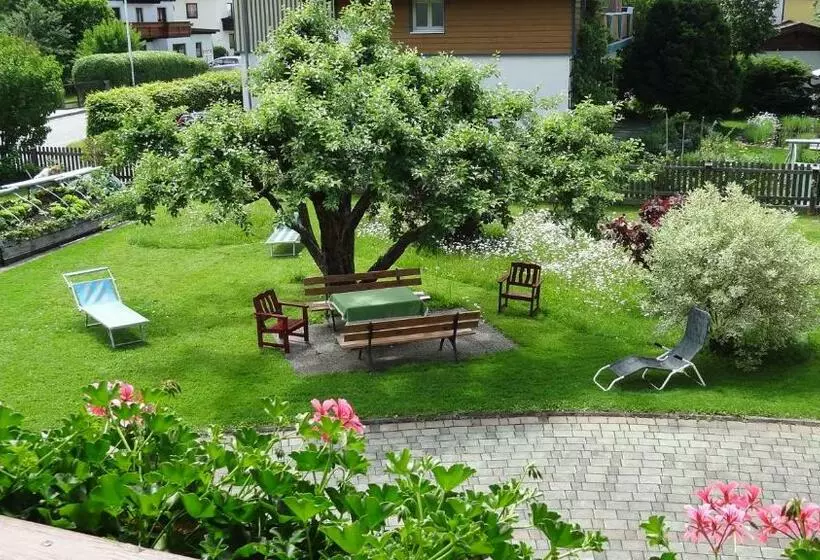 Bed and Breakfast Landhaus Gassner