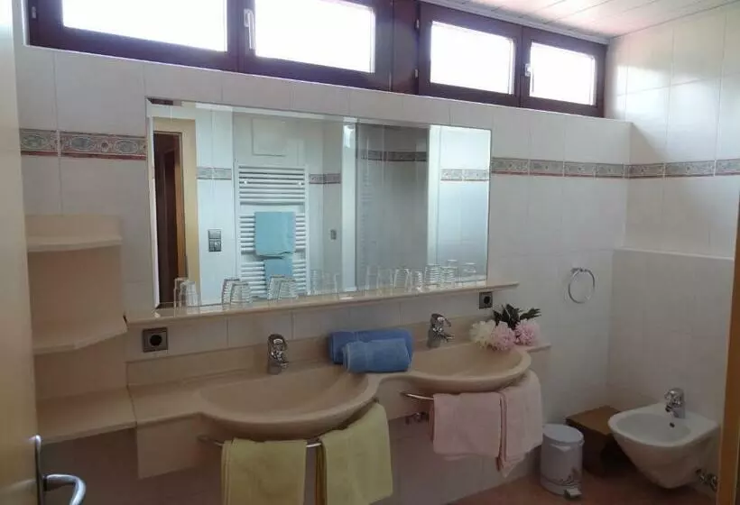 Bed and Breakfast Landhaus Gassner