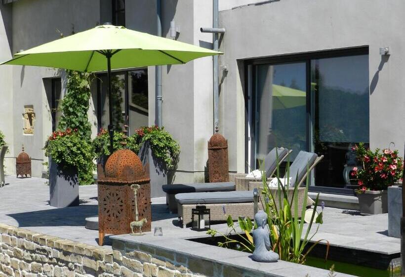 ベッドアンドブレックファースト O Sixième Sens