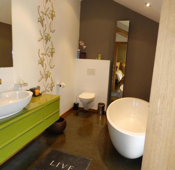 ベッドアンドブレックファースト O Sixième Sens