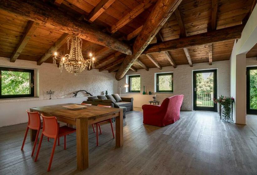 Отель Agriturismo Le Chiusure