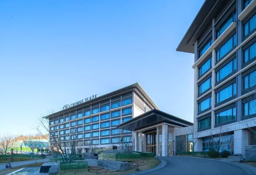 Hotelli Crowne Plaza Zunhua Hot Spring Town, An Ihg