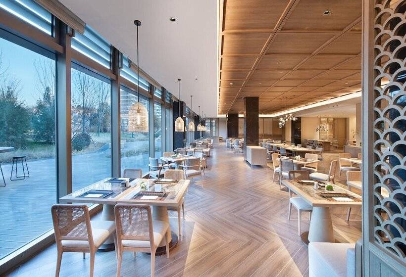 ホテル Crowne Plaza Zunhua Hot Spring Town, An Ihg