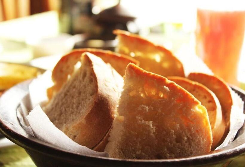 Szálloda Hospedaje Y Agrocamping Relmucura