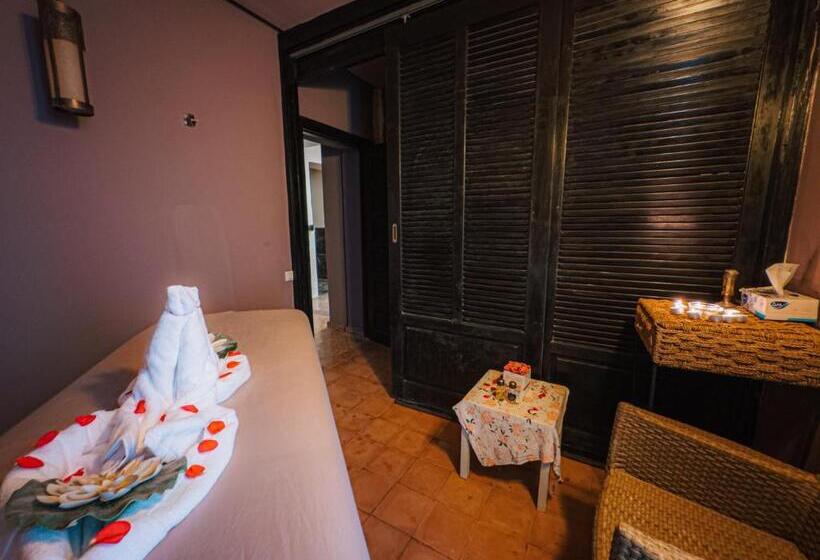 هتل Kasbah Agounsane