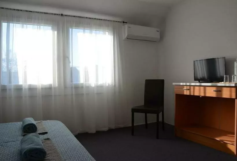 پانسیون Enka Apartmani