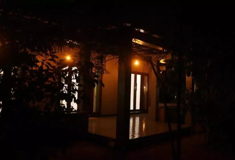 Majatalo New Sandra Guesthouse