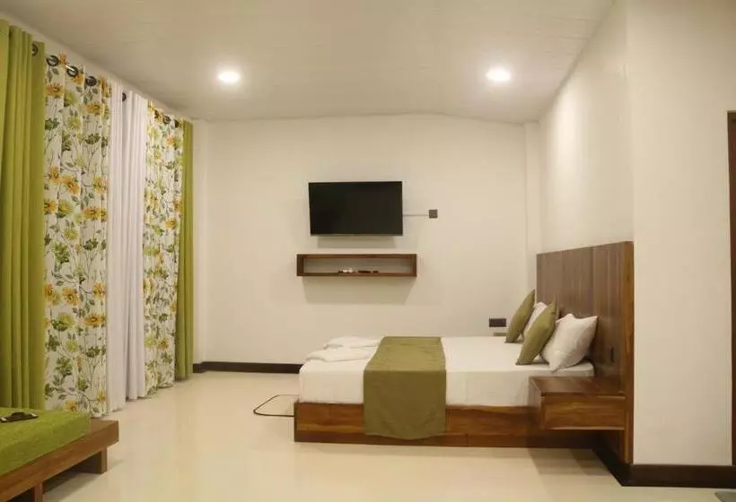 Majatalo New Sandra Guesthouse