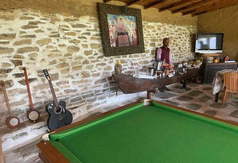 Resort Happy Dervish, Nathuakhan, Mukteshwar