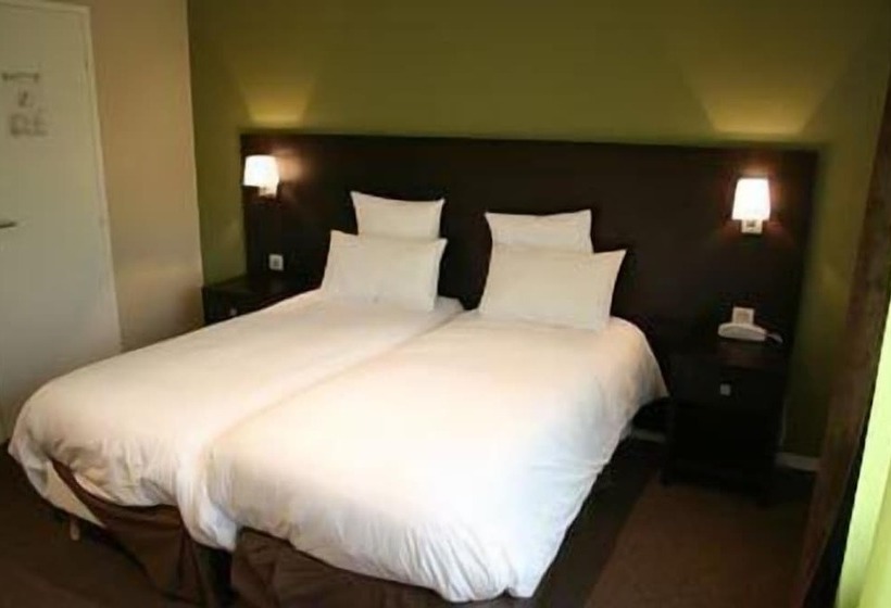 ユースホステル Logis Hôtel Restaurant L Auberge Normande