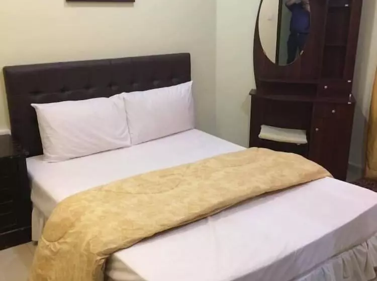 Flora Park Hotel Apartment