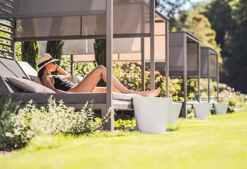 Отель 6717 Nature Hôtel & Spa Le Clos Des Délices