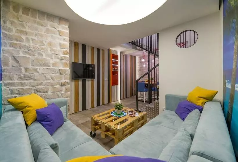 هتل Apartments Petra