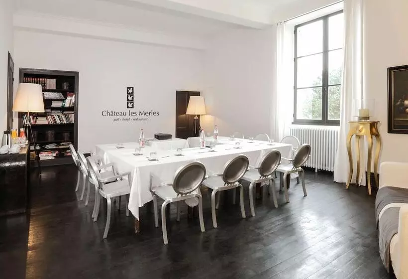 Hotelli Chateau Les Merles Et Ses Villas