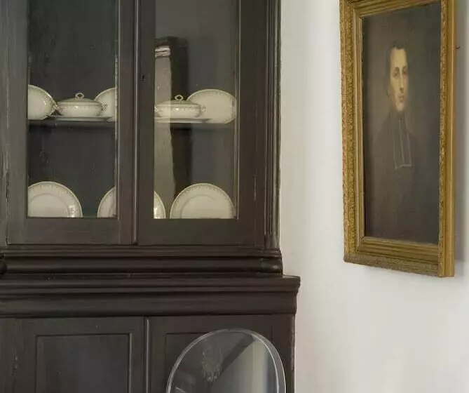 Hotelli Chateau Les Merles Et Ses Villas