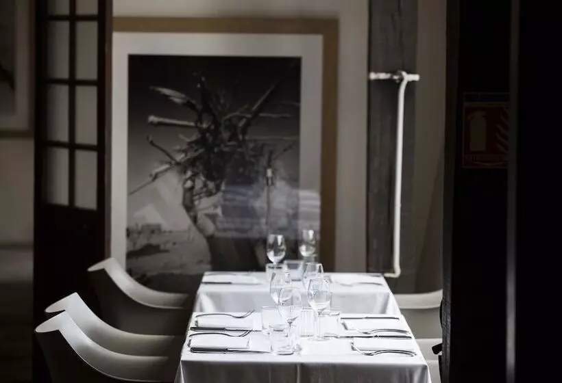 Hotelli Chateau Les Merles Et Ses Villas