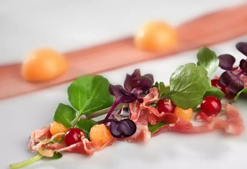 Hotelli Chateau Les Merles Et Ses Villas